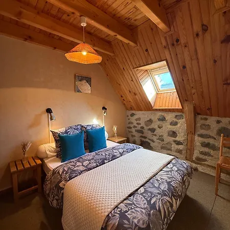 招待所 Le Domaine Belinay Paulhac (Cantal)